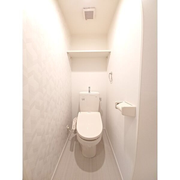 CERESIA Y-3のトイレ