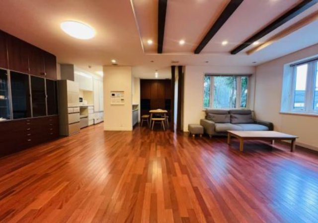 武蔵野市吉祥寺本町4丁目　中古戸建