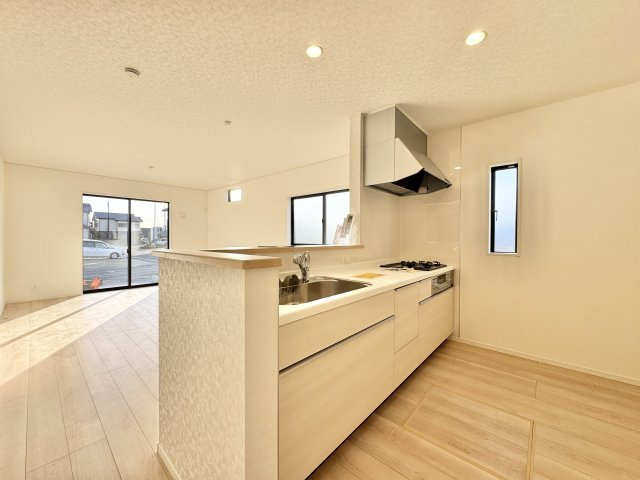 浜名区高畑の前面道路含む現地写真|東から西へ撮影！前面道路。