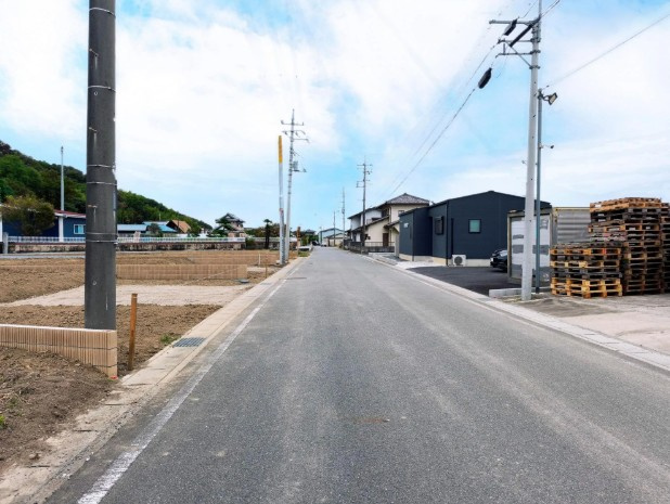 BLOOMING GARDEN　本庄市児玉町児玉の前面道路含む現地写真