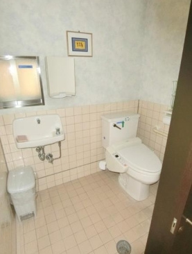 新生洲町ビルの内装