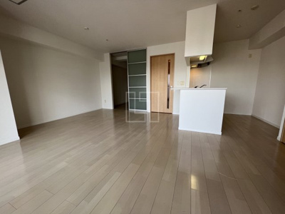 【居間・リビング】 | グランルージュ谷町六丁目 | グランルージュ谷町六丁目　リビング・ダイニングスペース