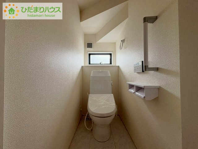 那珂市菅谷16期　新築戸建　2号棟のトイレ|トイレは1F、2F共に完備！取り合いになることがありませんね(^^)/