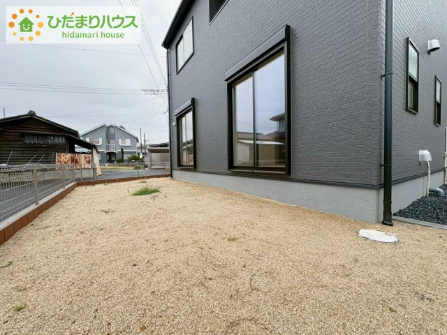 那珂市菅谷16期　新築戸建　2号棟のその他|"日当たりの良い広い庭。友人や親せきが集まってＢＢＱをしたり、ペットと遊んだり。
一戸建てならではの楽しさが広がります(*^-^*)"