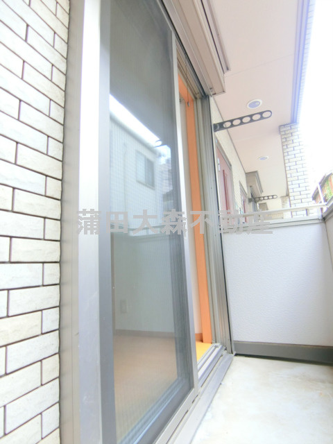 Js courtのバルコニー|物干し金具付きバルコニー