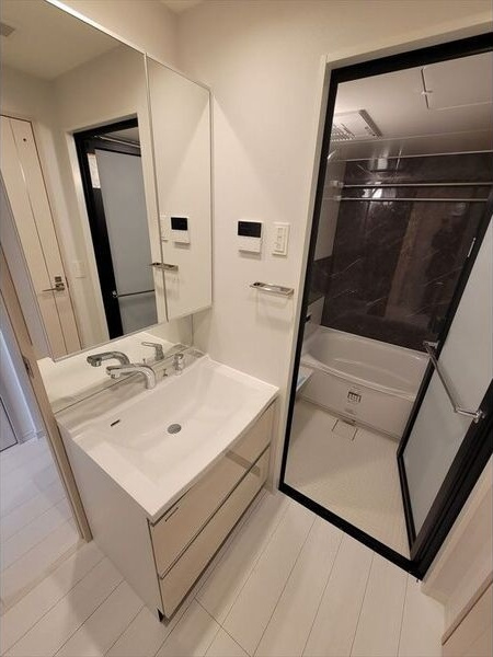 さくらHills ROKUBAN Platinum Residenceの洗面所