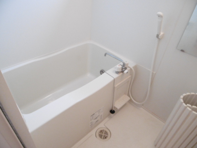 【浴室】 | リヴェールβ