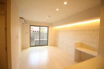 【居間・リビング】 | クオン新涯 | LDK12.6帖