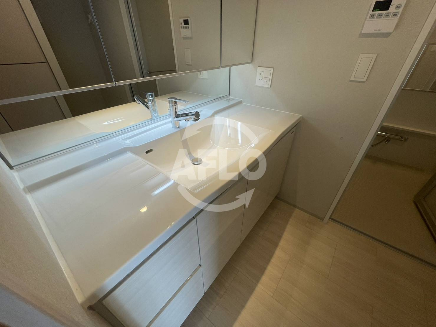 ザ・ファインタワーウエストコースト　弁天小学校区の独立洗面台|ザ・ファインタワーウエストコースト　　洗面台