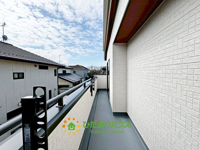 蓮田市椿山２丁目６期　新築一戸建てのバルコニー