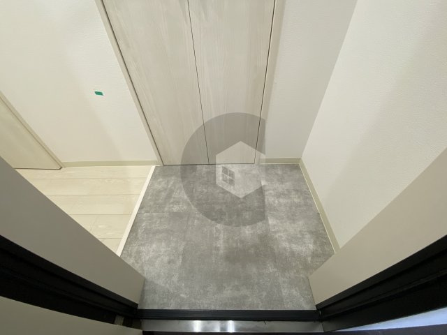 クリエオーレ友井の玄関