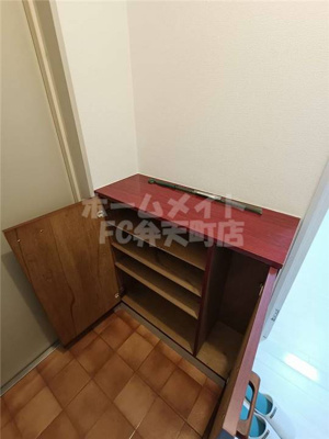 【その他】 | グランドパレス正晃 | シューズBOXです