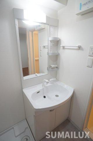 熊本市中央区水前寺４丁目の賃貸マンションの独立洗面台