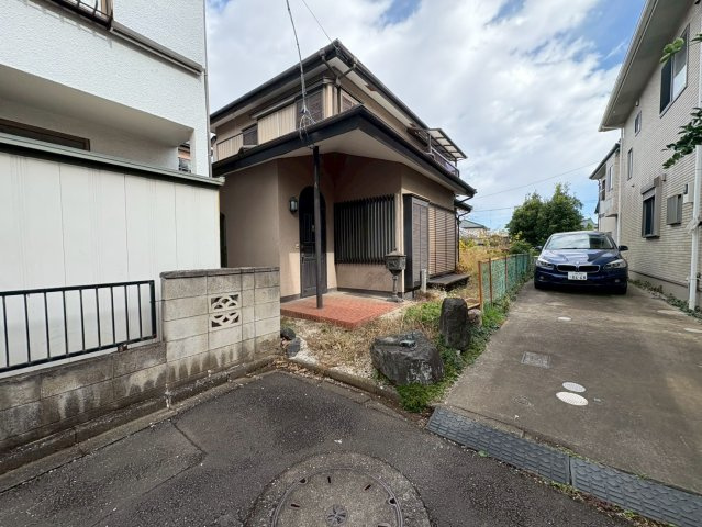 坂戸市片柳　建築条件なし売地　東武東上線『北坂戸駅』徒歩10分　【片柳小学区】の前面道路含む現地写真
