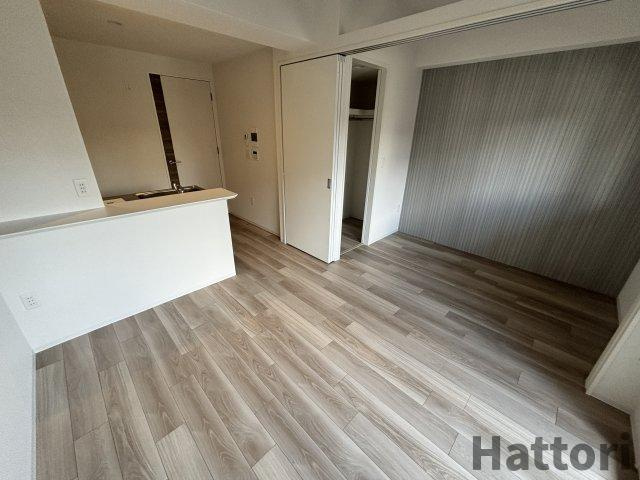 セレニテ江坂エクラの居間・リビング