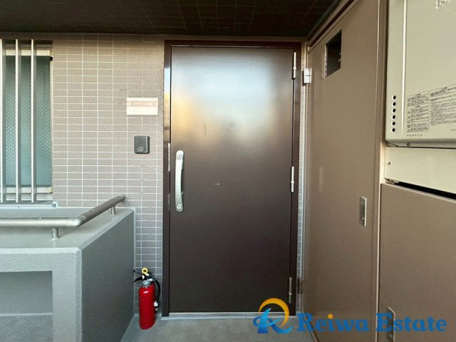 ライオンズガーデン湘南緑が浜の玄関