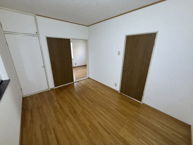 逢坂４丁目戸建の居間・リビング