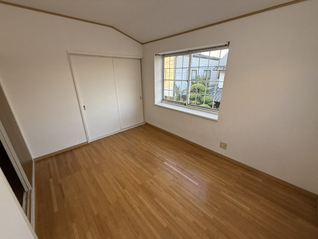 逢坂４丁目戸建の居間・リビング