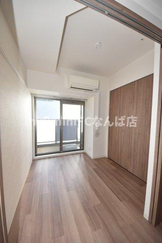 プレサンス松屋町グレースの寝室