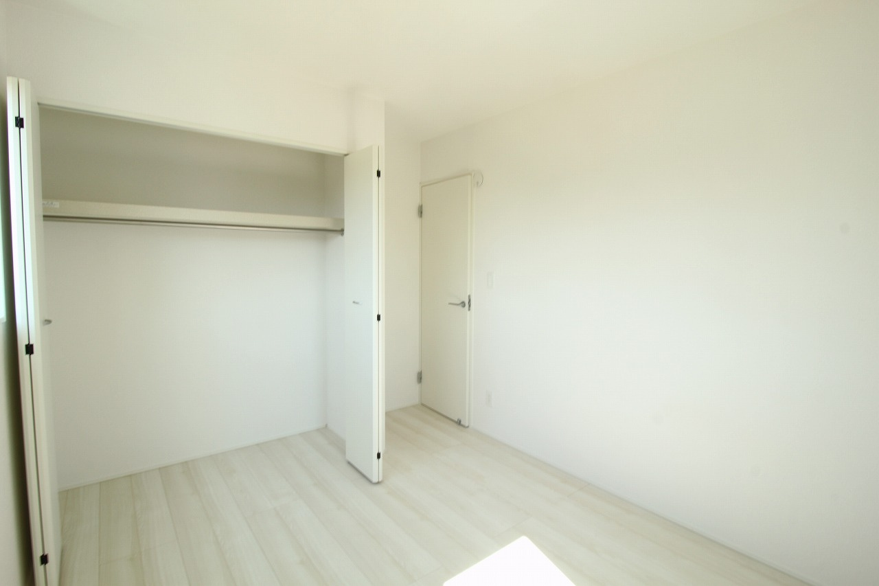 土佐市高岡町甲　1号棟　新築戸建（全2区画）の収納|2Ｆ　南西の部屋　5.25帖