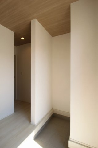 土佐市高岡町甲　1号棟　新築戸建（全2区画）の収納|シューズインクローク