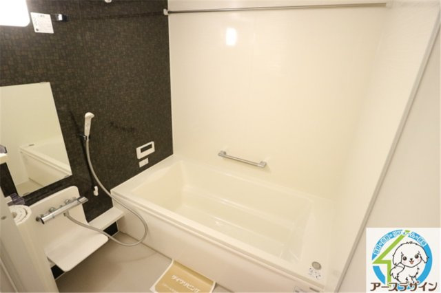 エスタ・ビエンの浴室|パース写真