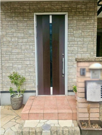 北区大淀中　中古戸建の玄関