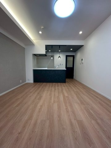 ハイツ川崎紺屋町の居間・リビング