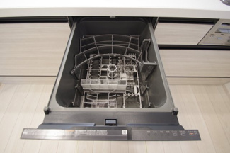 【キッチン】 | 【仲介手数料無料！！】府中市四谷2丁目　新築戸建て（全5棟）3号棟　5730万円 | ビルトイン食洗機