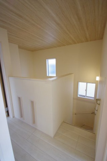 【その他】 | 【仲介手数料無料！！】府中市四谷2丁目　新築戸建て（全5棟）3号棟　5730万円 | 2階廊下