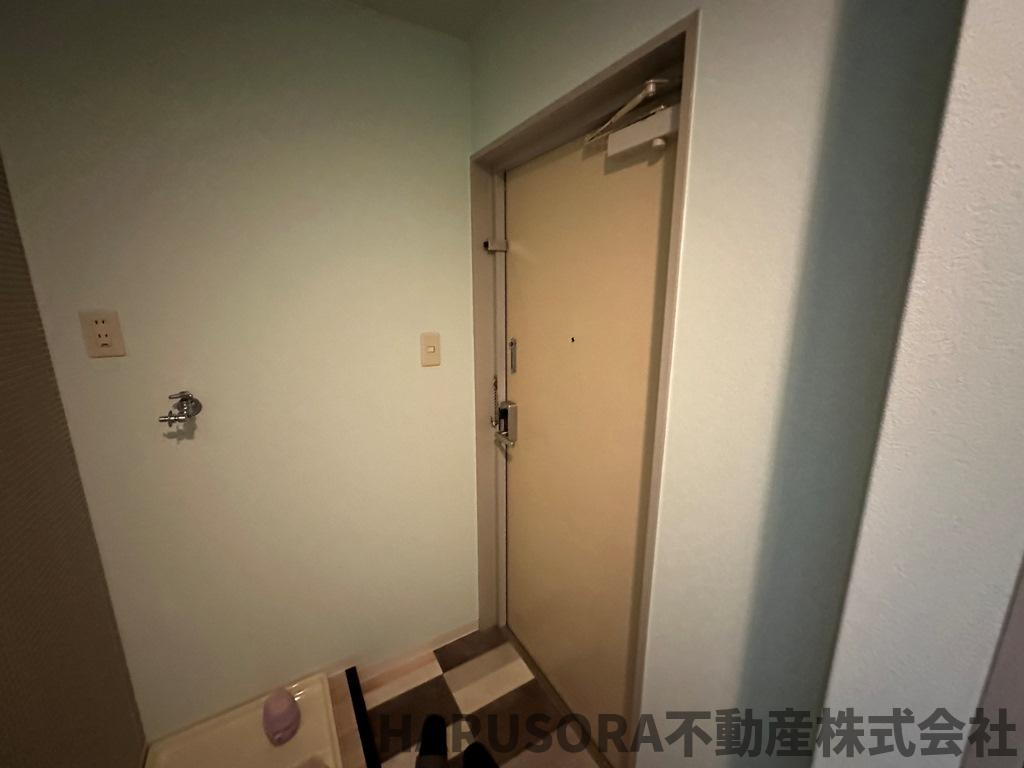 守口市金下町１棟マンションの玄関