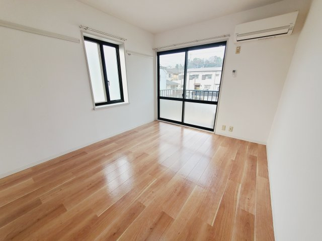 ジュネスパートⅢの寝室