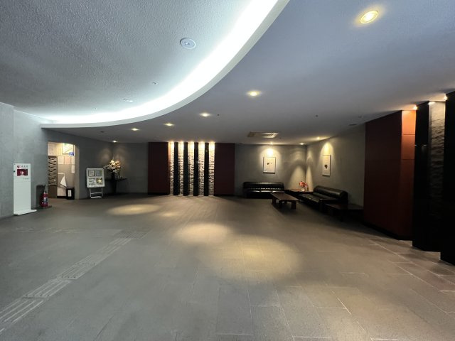 板橋区小茂根3丁目　コスモ小竹向原ガーデンフォルム　角部屋×新規リフォームのロビー