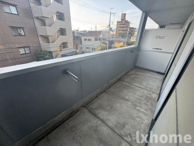 カサ・フィエスタのバルコニー|開放的で明るい空間を演出してくれるバルコニーです