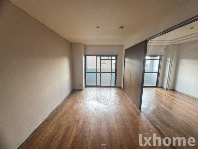 カサ・フィエスタの居間・リビング|おしゃれな居間です