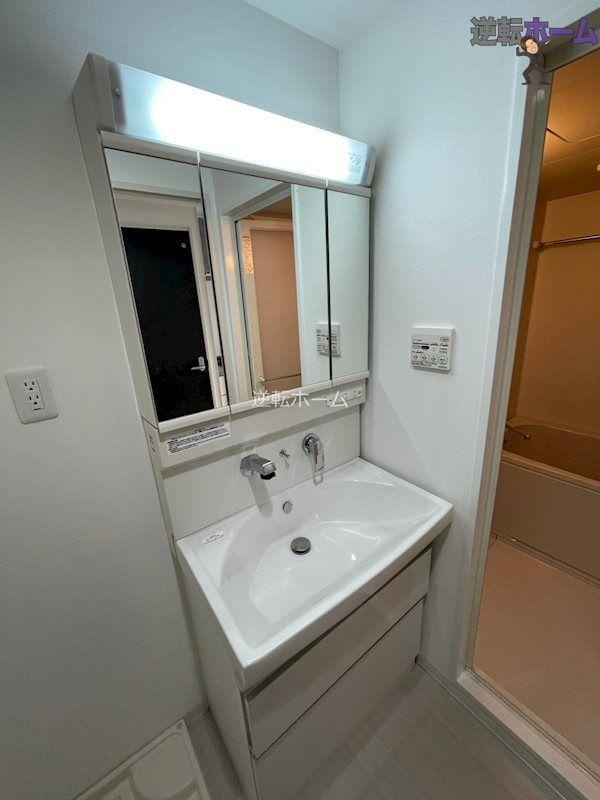 グランドコスモス　名古屋市賃貸　仲介手数料無料の洗面所