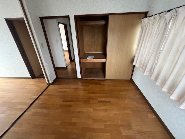 都城市金田町の中古一戸建の洋室