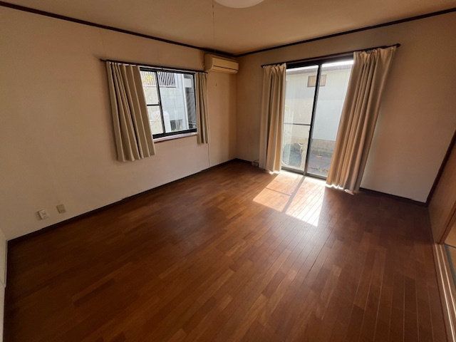 都城市金田町の中古一戸建の居間・リビング