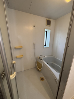 【浴室】 | ハイマート | 追い焚きとシャワーがある浴室です。