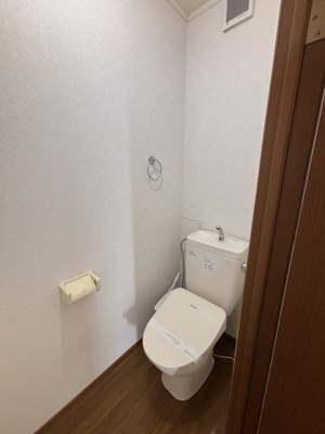 【トイレ】 | ハイマート | 水洗トイレです。