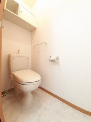 【トイレ】 | グリーン・メゾンＢ | コンパクトで使いやすいトイレです