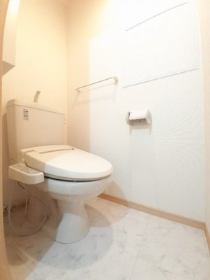 【トイレ】 | キャトルセゾン | コンパクトで使いやすいトイレです