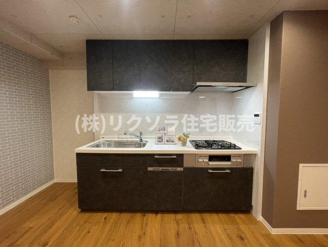 ライオンズマンション枚方のキッチン|■物件内覧・資金計画相談・住宅ローン相談、リフォーム相談、お問合せ受付中■
※当日・翌日のご内覧、ご相談はお電話でのお問合せがスムーズです！