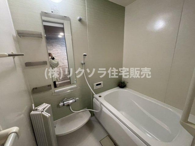 ライオンズマンション枚方の浴室|■物件内覧・資金計画相談・住宅ローン相談、リフォーム相談、お問合せ受付中■
※当日・翌日のご内覧、ご相談はお電話でのお問合せがスムーズです！