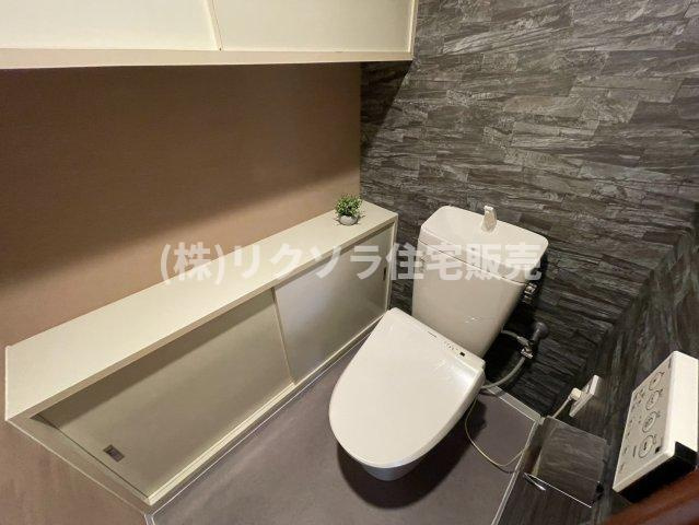 ライオンズマンション枚方の内装|玄関ホール
■物件内覧・資金計画相談・住宅ローン相談、リフォーム相談、お問合せ受付中■
※当日・翌日のご内覧、ご相談はお電話でのお問合せがスムーズです！