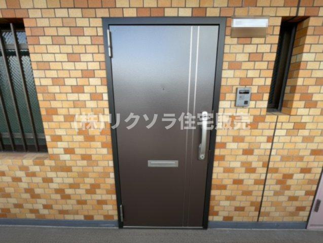 ライオンズマンション枚方の玄関|■物件内覧・資金計画相談・住宅ローン相談、リフォーム相談、お問合せ受付中■
※当日・翌日のご内覧、ご相談はお電話でのお問合せがスムーズです！