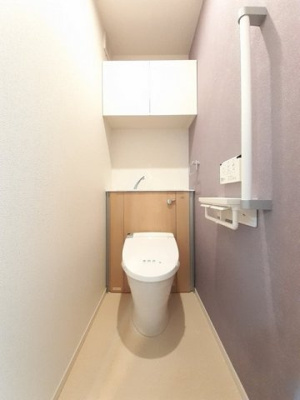 【トイレ】 | ティ・シュティル　都町 | 清潔感のあるトイレです