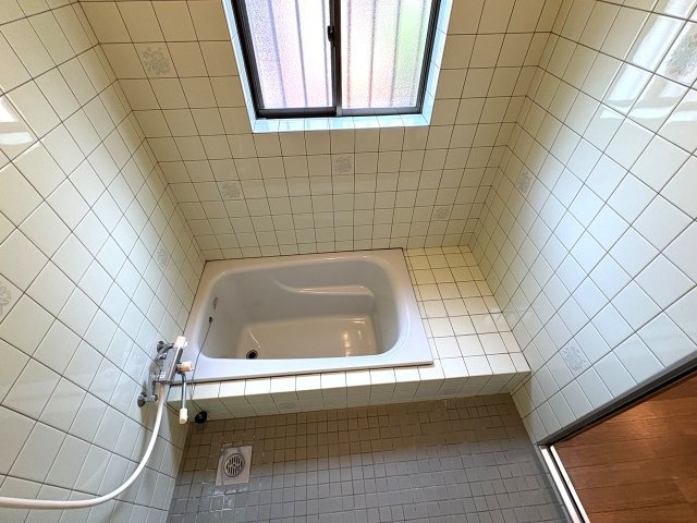 【浴室】 | 中古一戸建　高知市福井東町　