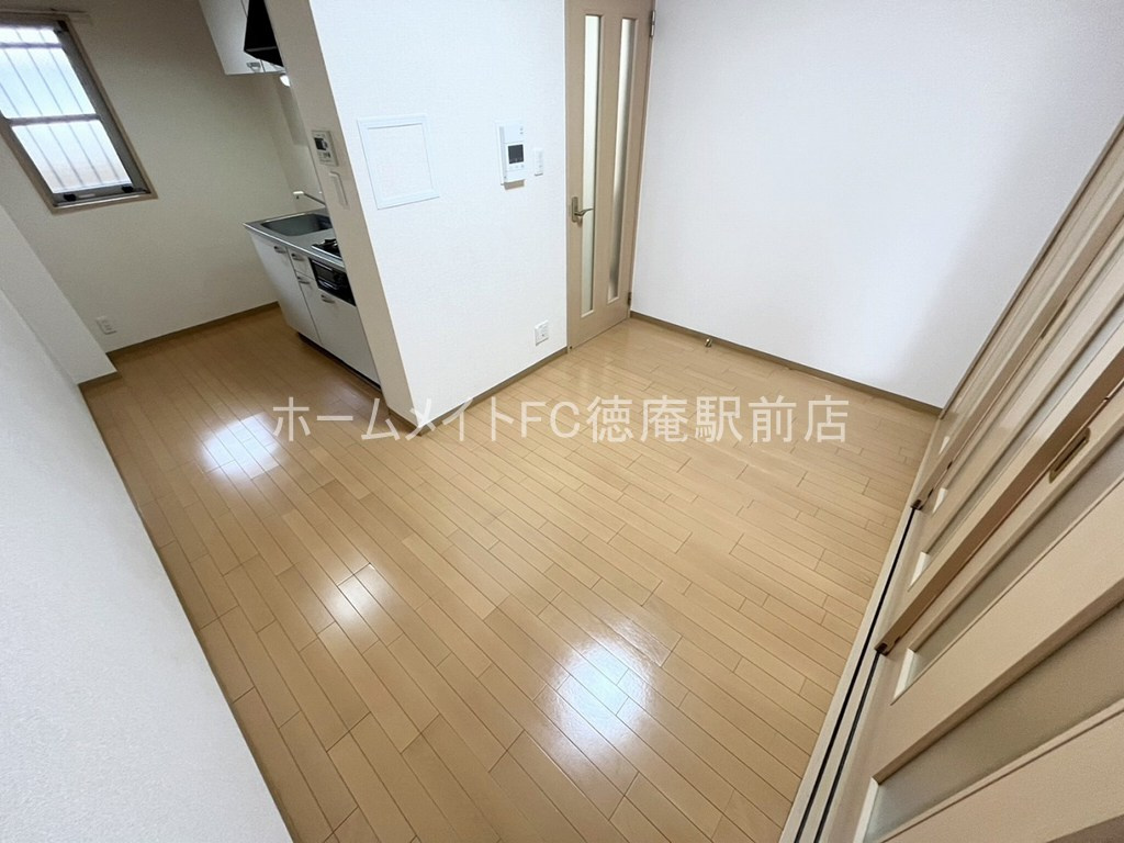 大阪市鶴見区横堤４丁目の賃貸マンションの居間・リビング