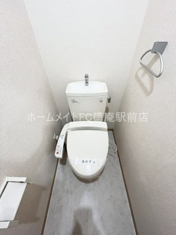 大阪市鶴見区横堤４丁目の賃貸マンションのトイレ